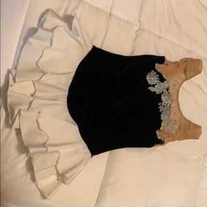 Sleeveless black and white ice skating dress
